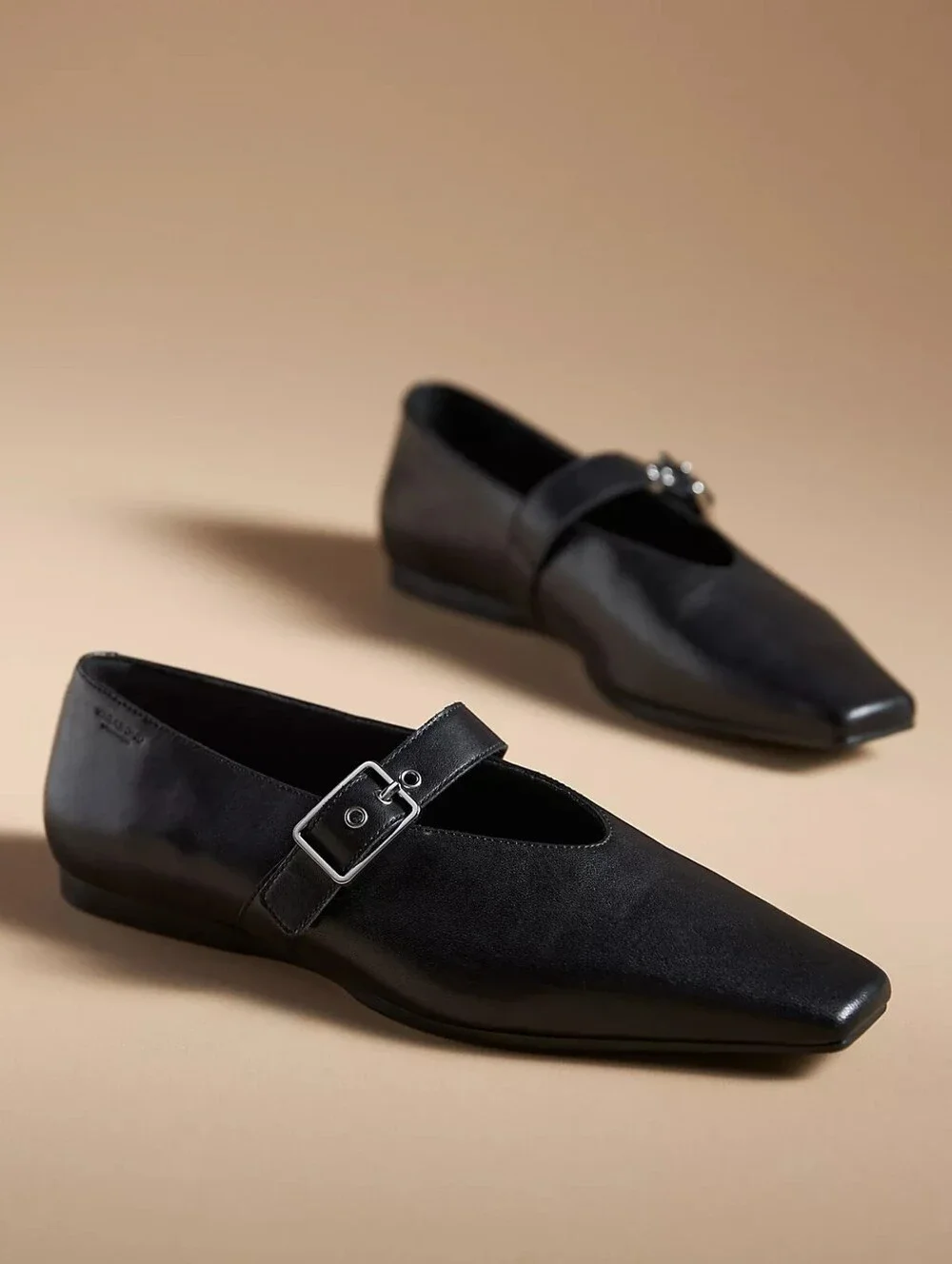 Vagabond Wioletta Buckle Strap Pointed Ballet Flats in Black Leather